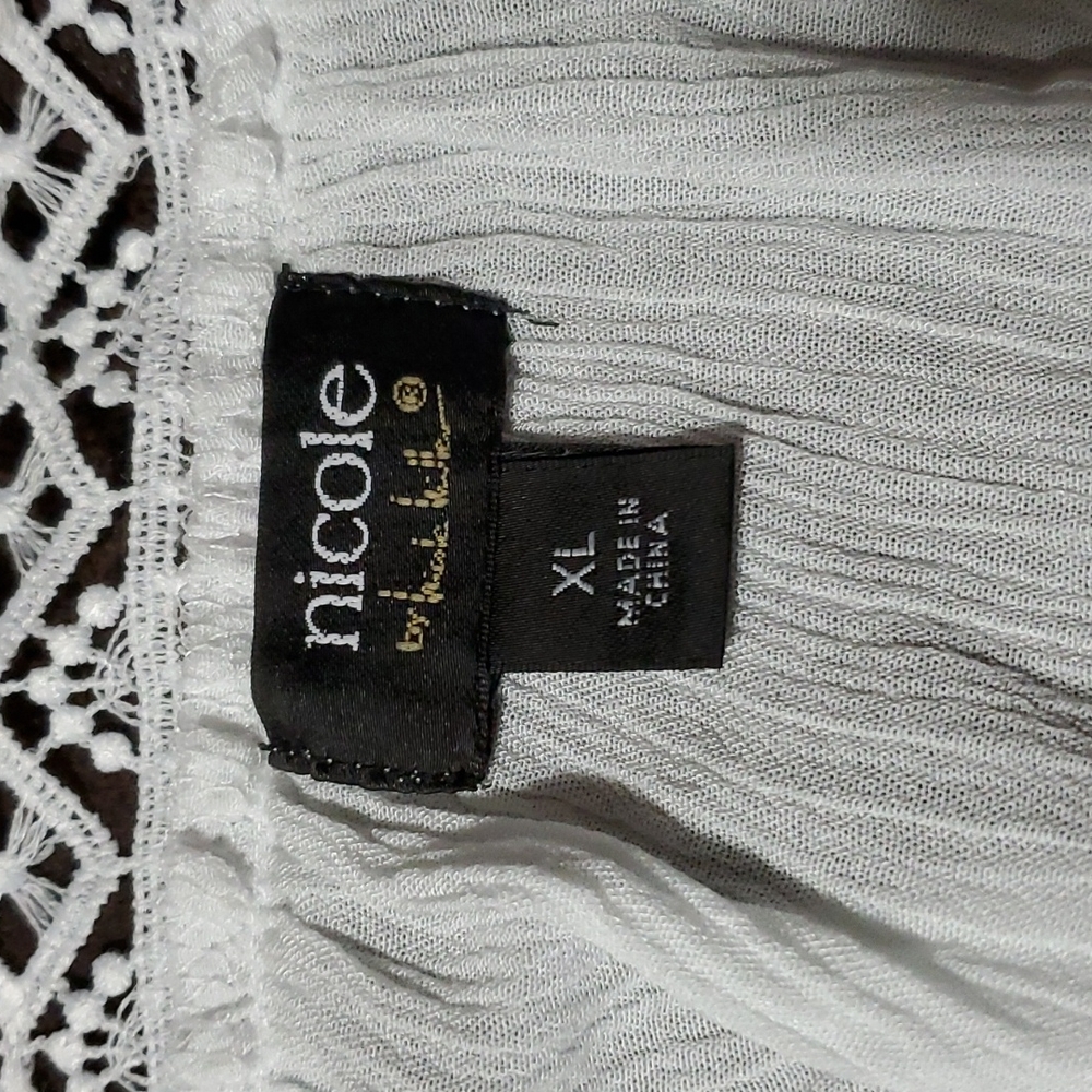 Nicole top white color - Picture 5 of 7